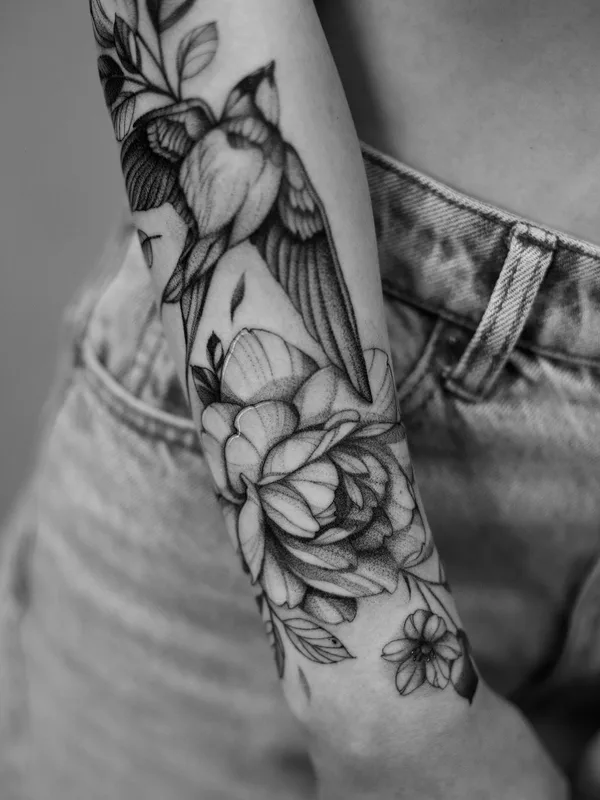 black and grey black and grey татуировка на forearm #62768 | Тату мастер sveta_blackbird