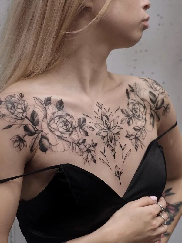female black and grey botanic татуировка на chest #62771 | Тату мастер sveta_blackbird