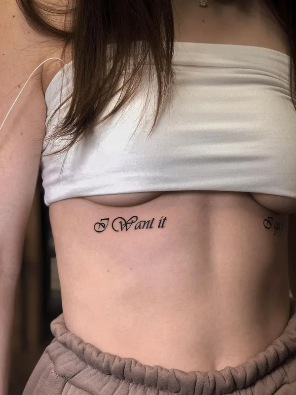 female black lettering татуировка на ribcage #62775 | Тату мастер sveta_blackbird