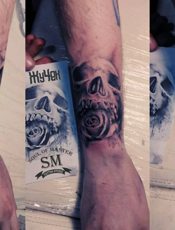 black and grey black and grey Tatuaggio su forearm #28019 | Tatuatore Евгений Волков