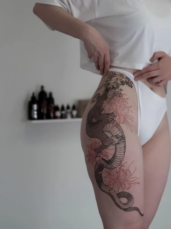female color japanese Tatuaggio su thigh #51071 | Tatuatore Евгений 