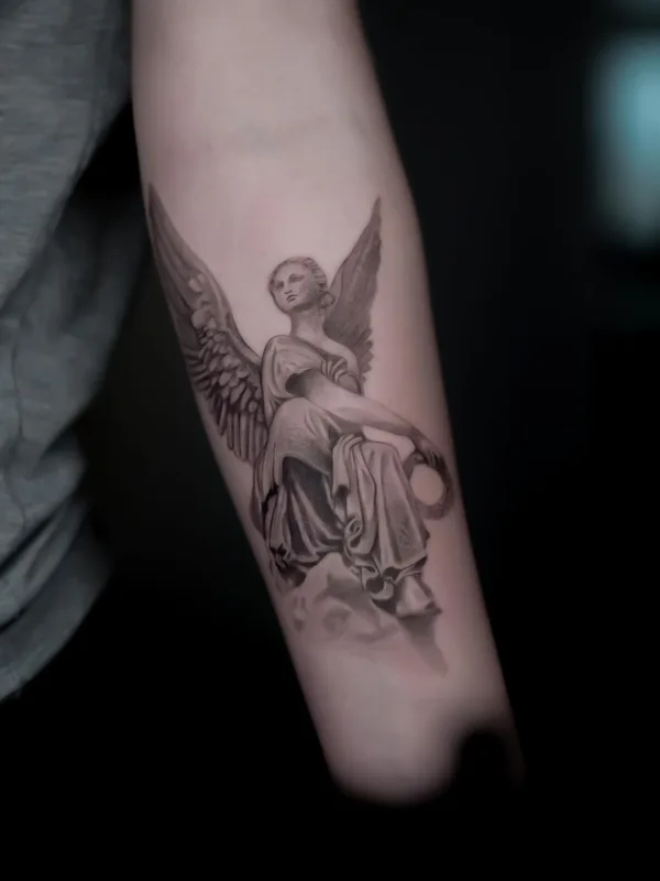 black and grey realism Tatuaggio su forearm #51063 | Tatuatore Евгений 
