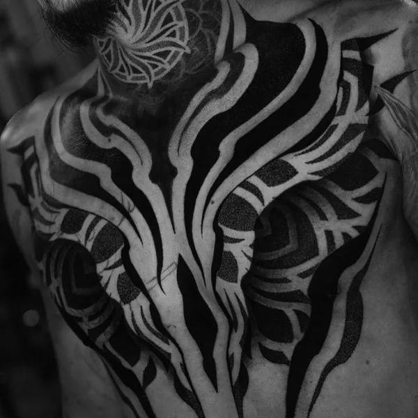 Ornamental tattoo by Fabio Pastorelli