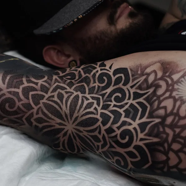 Ornamental tattoo by Fabio Pastorelli