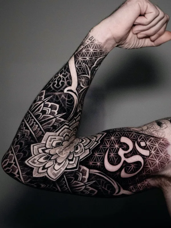 men black ornamental tattoo on arm, sleeve #64438 | Tattoo Artist Alex White
