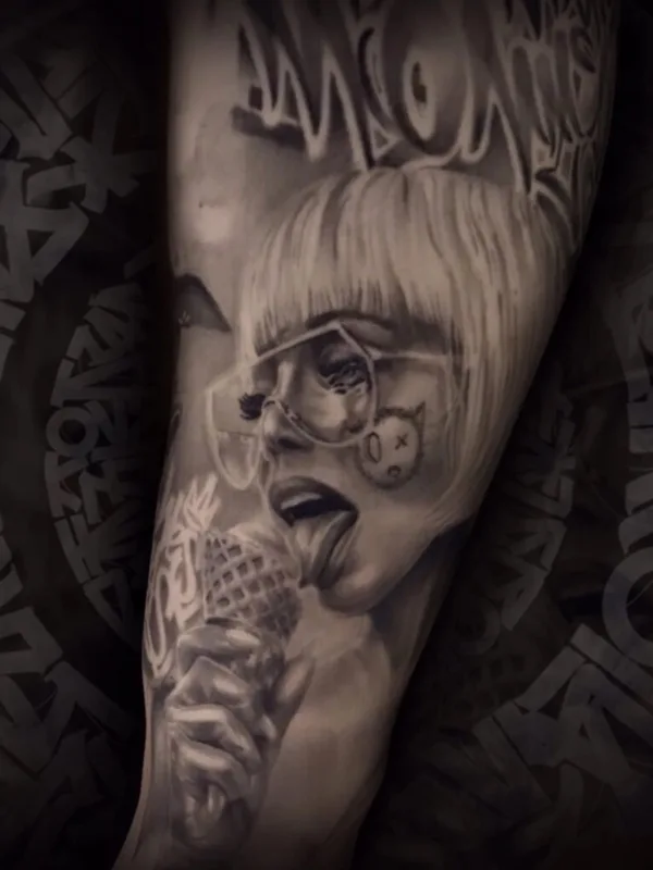 female black and grey realism Tatuagem em forearm #53043 | Tatuador ALEXEY SVIRIDENKO 