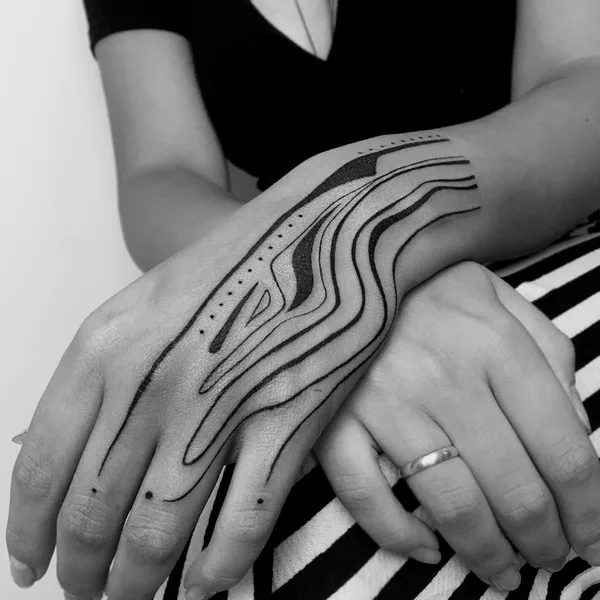 Abstract tattoo by Lorena Melo in Belo Horizonte