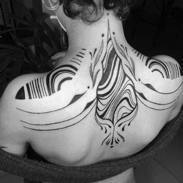 Abstract tattoo by Lorena Melo in Belo Horizonte