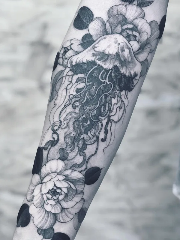 black and grey black and grey tatouage sur forearm #30480 | Artiste tatoueur Kubrick Ho