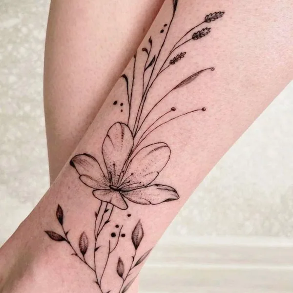 Botanical tattoo by Софья Спасенникова in Тюмень