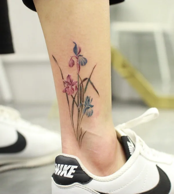 color botanic tatuaje en ankle #58886 | Tatuador Sodam