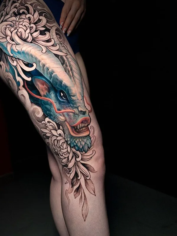 female color japanese 纹身 在 thigh #45486 | 纹身师 Карина Куба 