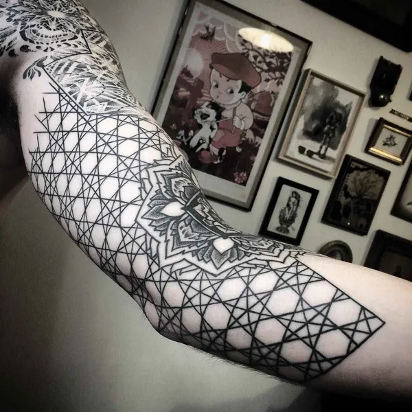Ornamental tattoo by Noksi in Bordeaux