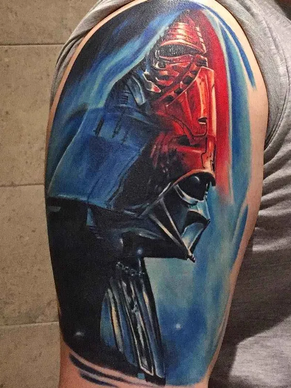 color realism tatuaje en upper arm #1642 | Tatuador Max Pniewski