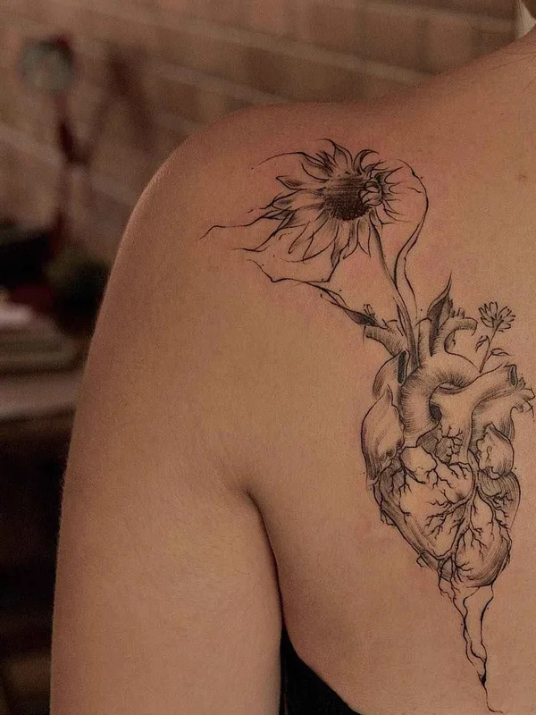 black sketch tatouage sur shoulder blade #9336 | Artiste tatoueur La Bottega dell'Arte