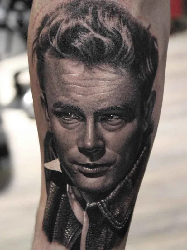 male black and grey realism tatouage sur forearm #8974 | Artiste tatoueur Ryan Evans