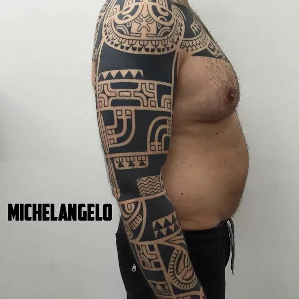 Трайбл tattoo by Michelangelo in Milano