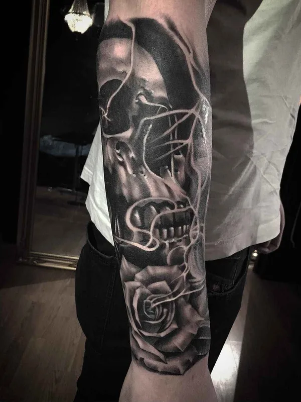 black and grey black and grey tattoo auf forearm #1186 | Tätowierer Niceguy Chris Tattoo