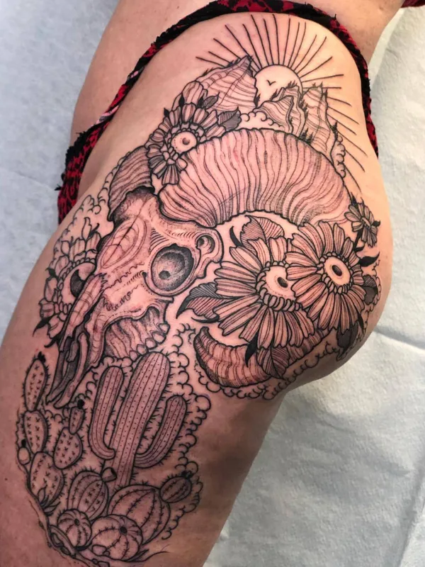 black blackwork tattoo auf thigh #28084 | Tätowierer Joseph Haefs