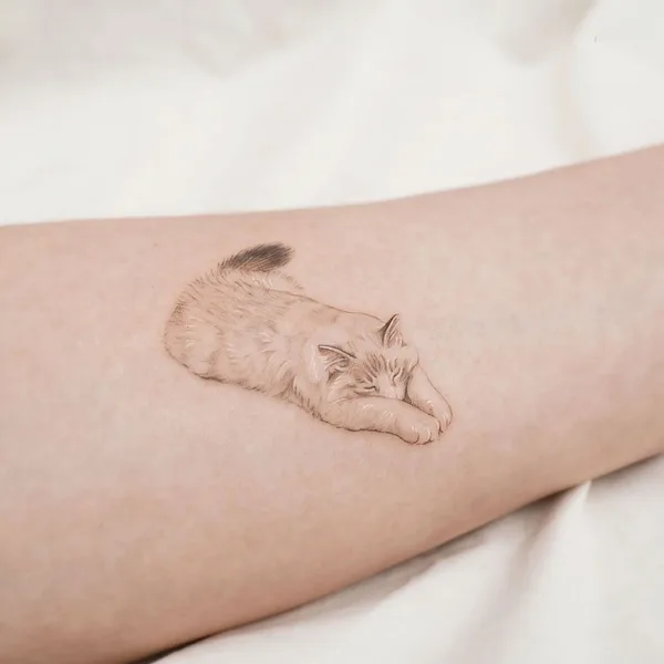 miniature tattoo by Hansan in Seoul