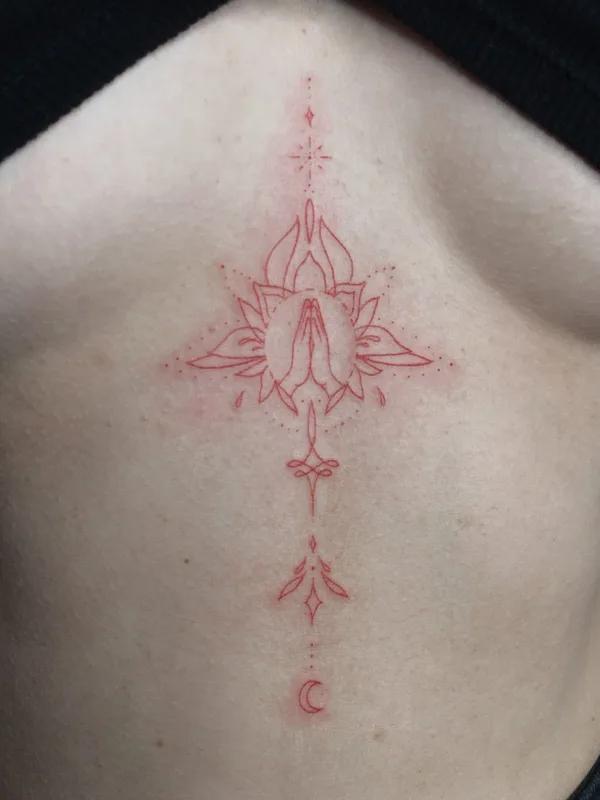 female color linework татуировка на sternum #53047 | Тату мастер Hometattooing 