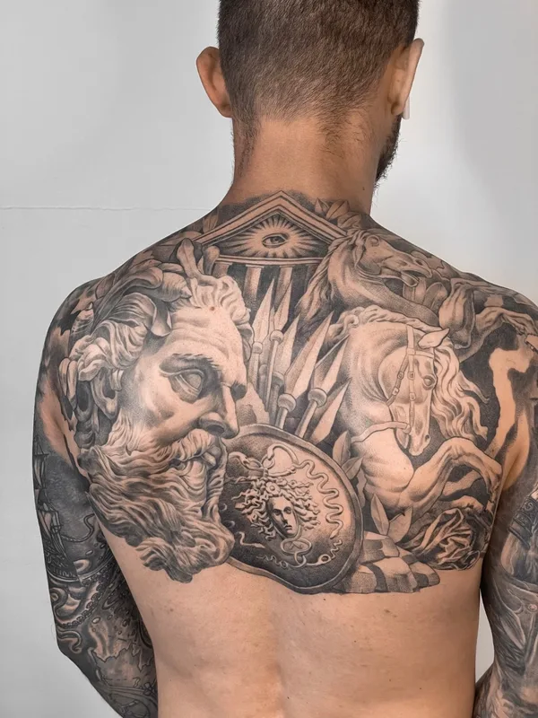 male black and grey realism татуировка на upper back #66455 | Тату мастер Alex Uragan