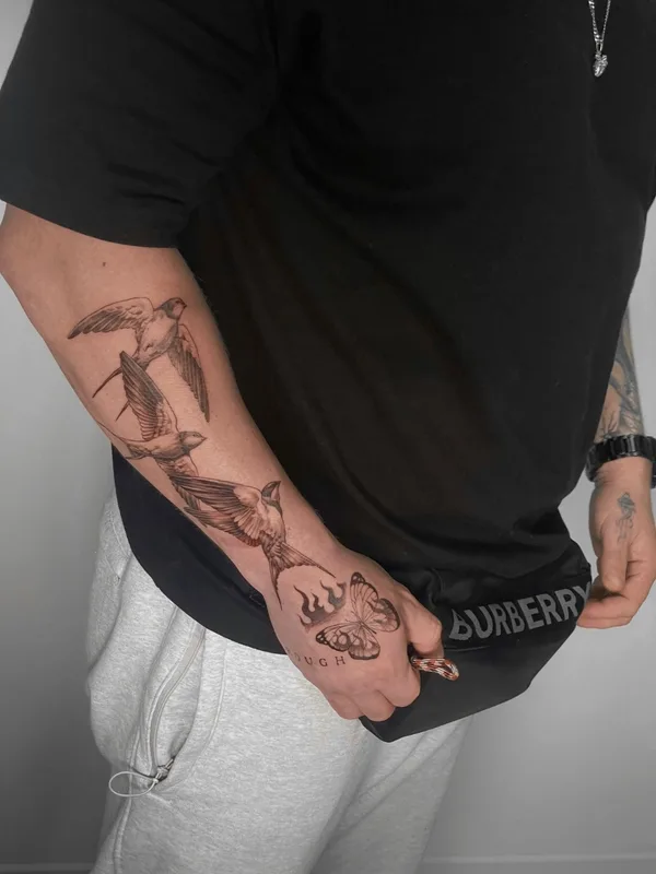 black and grey black and grey татуировка на forearm #66449 | Тату мастер Alex Uragan