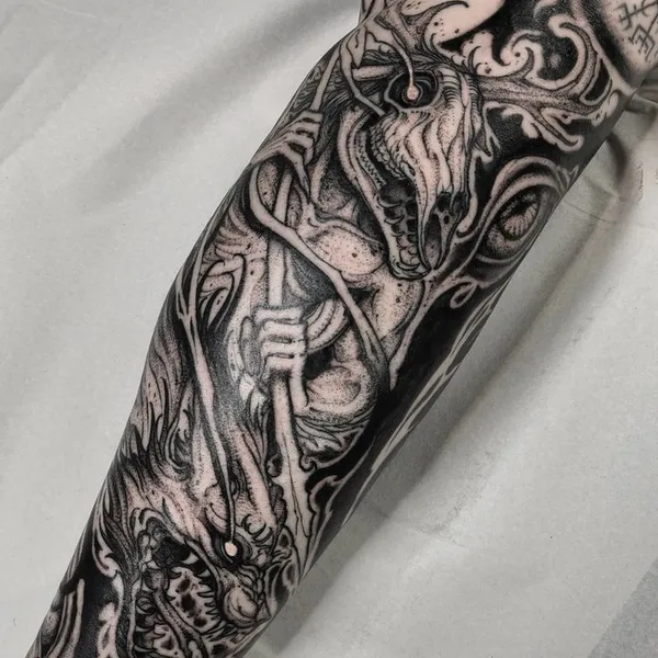 Graphic tattoo by Gérard Sathan