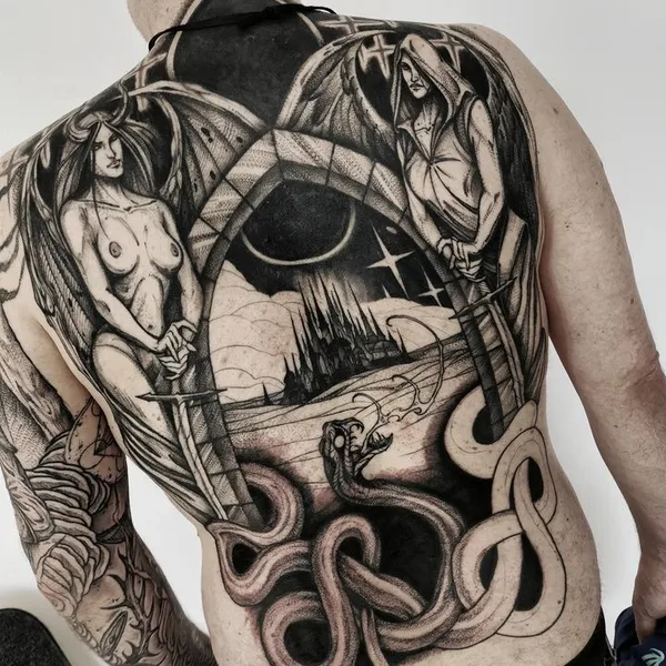 Graphic tattoo by Gérard Sathan