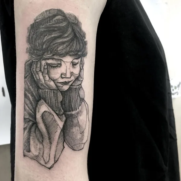 Graphic tattoo by Q.Ortega in Liège
