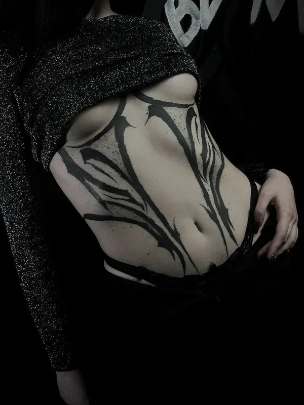 female black blackwork татуировка на stomach #71184 | Тату мастер ART CHE 