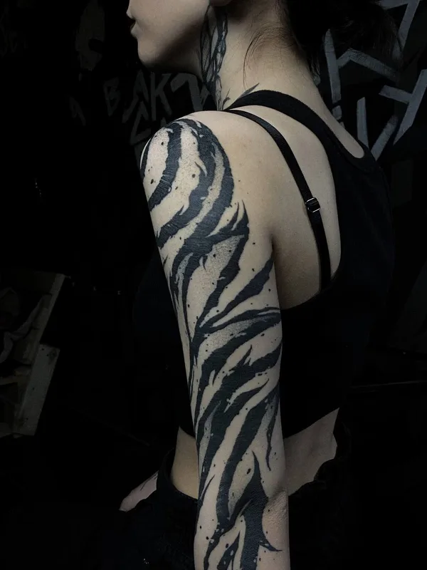 female black blackwork татуировка на full sleeve #71177 | Тату мастер ART CHE 