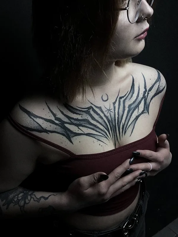 female black blackwork татуировка на chest #71181 | Тату мастер ART CHE 
