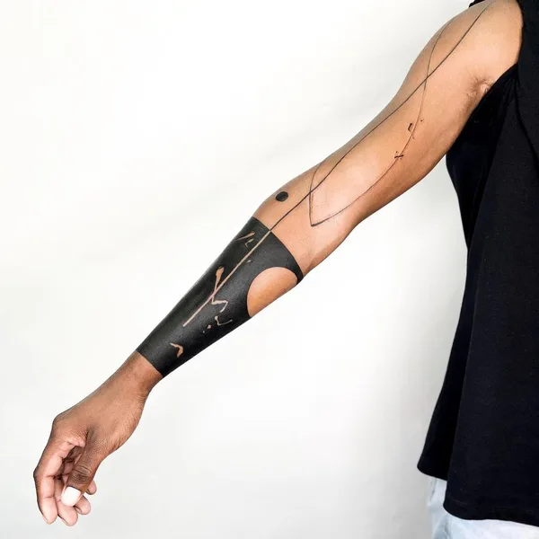 Абстрактная tattoo by Ivoire Noir in Marseille