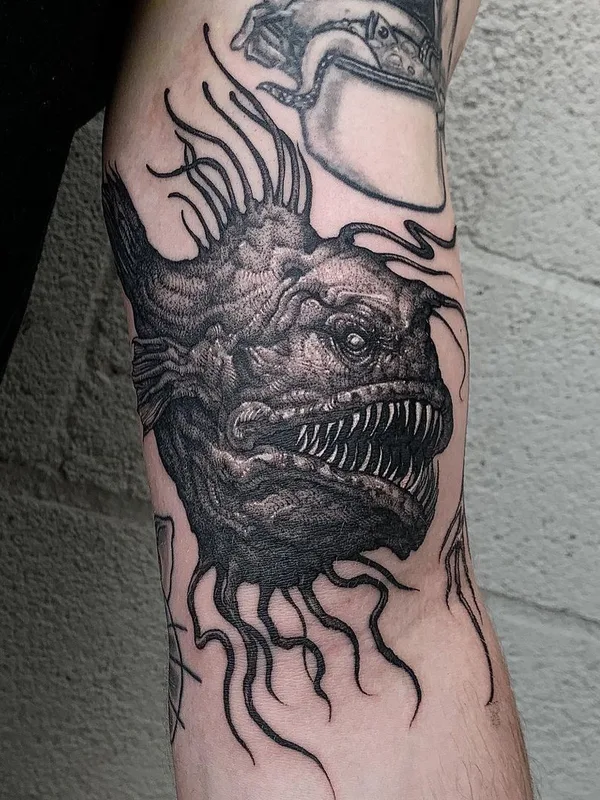 black blackwork татуировка на forearm #41396 | Тату мастер Heedo_lee