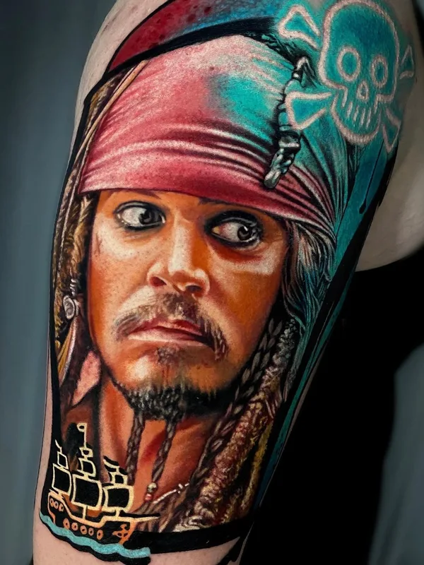 color realism tattoo auf upper arm #41430 | Tätowierer Melek Taştekin
