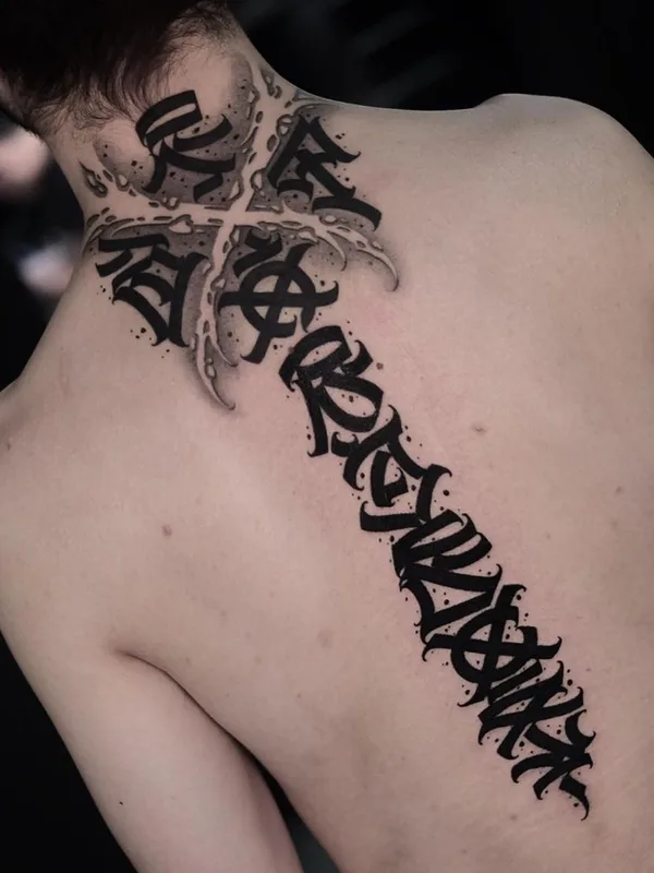 black and grey blackwork Tatuagem em upper back #45608 | Tatuador Евгений Сидоров