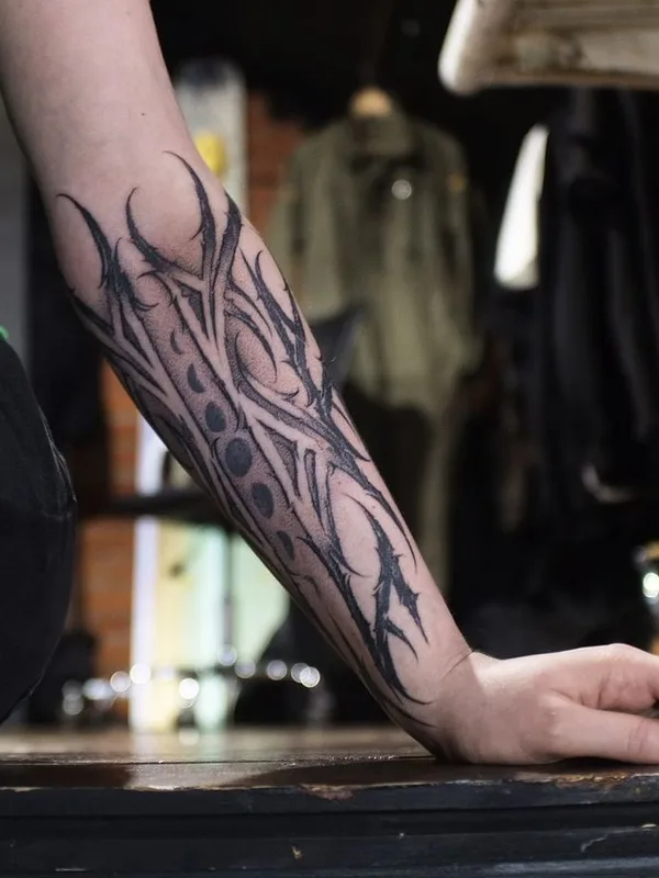 female black blackwork татуировка на forearm #45748 | Тату мастер Сергей Murdoc