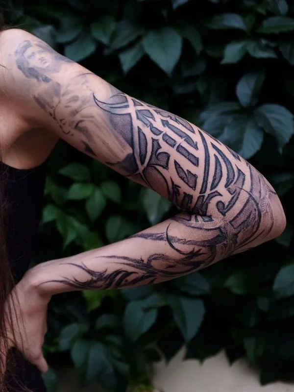 female black and grey blackwork татуировка на full sleeve #45754 | Тату мастер Сергей Murdoc