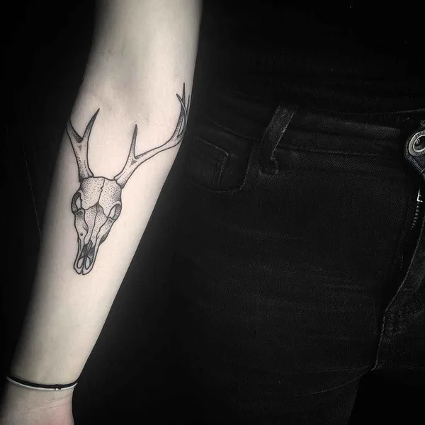 Дотворк tattoo by Chris Bint in Southend-on-Sea