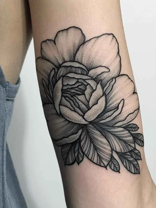 Лайнворк tattoo by Саша Масюк in Los Angeles