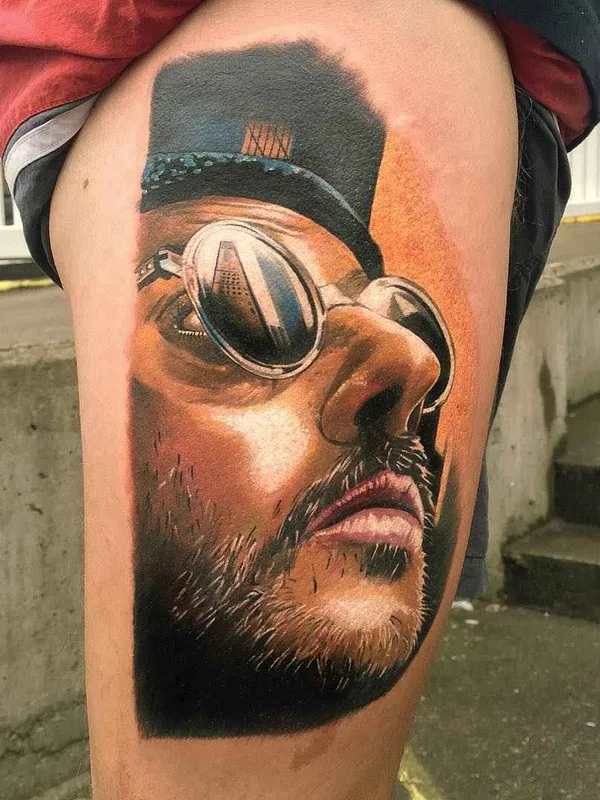 male color realism татуировка на thigh #1568 | Тату мастер Kerry Irvine