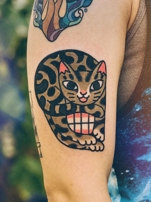 color traditional tattoo auf upper arm #47139 | Tätowierer Huh Loves You