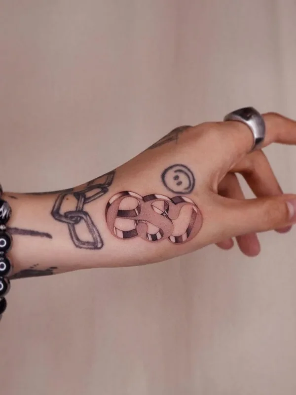 black and grey geometric 타투 부위 hand #47197 | 타투이스트 oitattoo