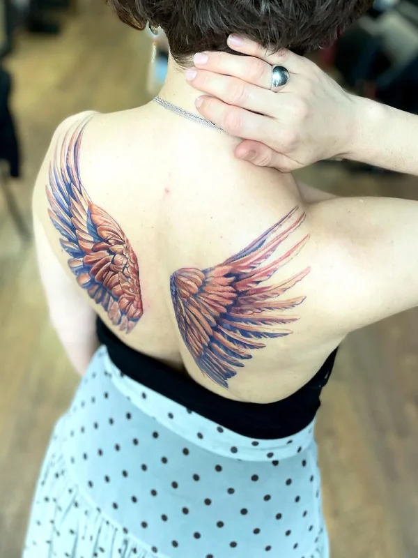 female color realism 타투 부위 upper back #51118 | 타투이스트 Александр Юшков