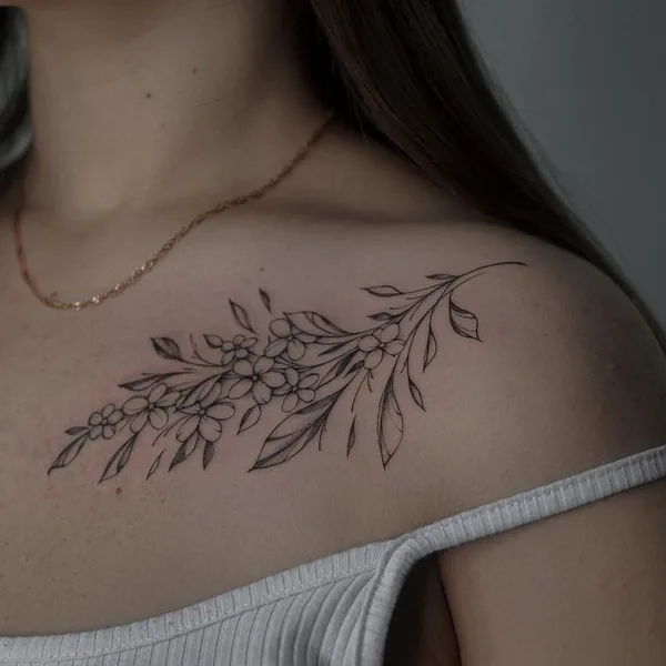 Graphic tattoo by Татьяна @tainatattooing in Красноярск