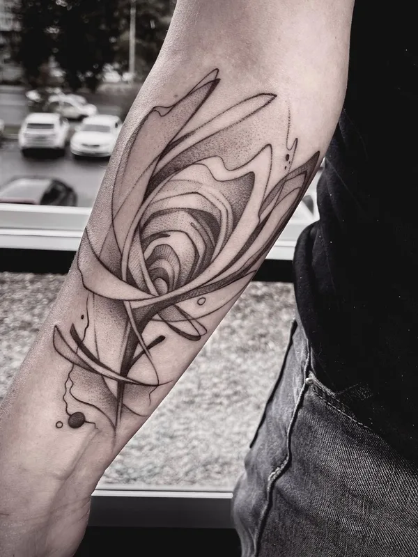 black and grey abstract Tatuaggio su forearm #51244 | Tatuatore Екатерина Годунова