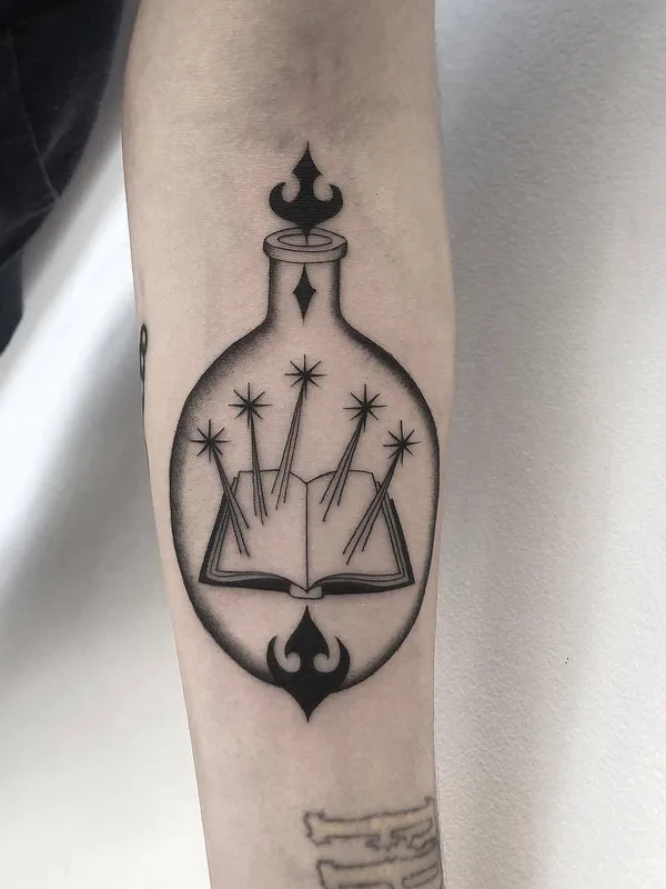 black blackwork татуировка на forearm #29062 | Тату мастер Jose Mendonza
