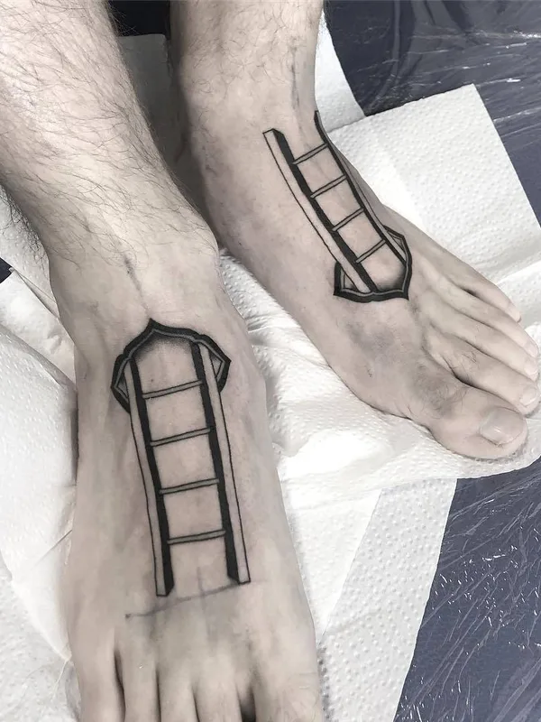 black linework татуировка на foot #29061 | Тату мастер Jose Mendonza