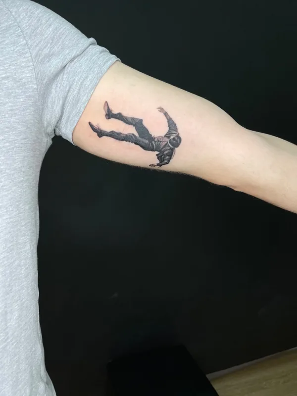 black and grey realism Tatuaggio su forearm #53089 | Tatuatore Дарья Гарамова